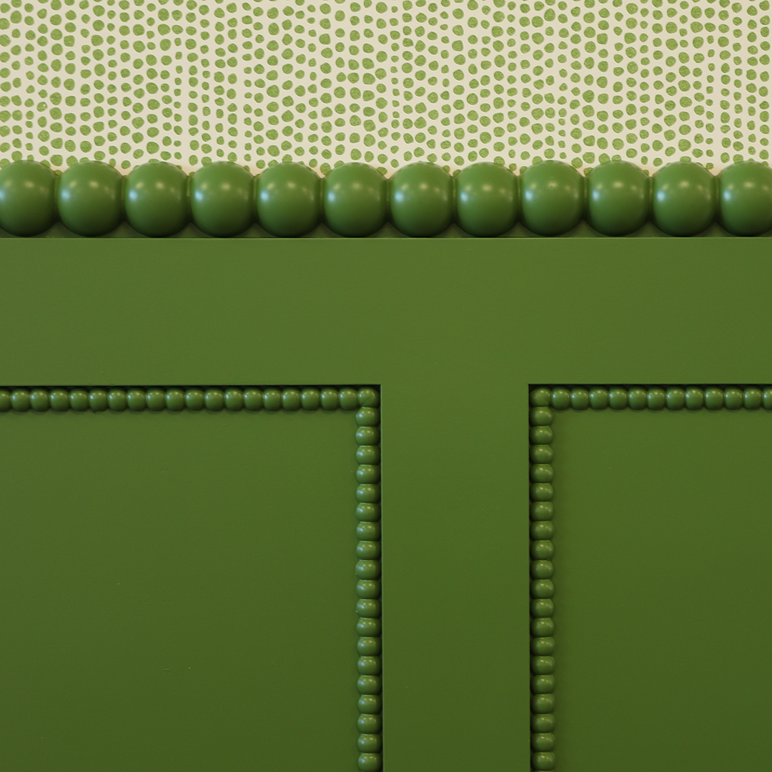 572/D Small Bobbin Beaded Moulding