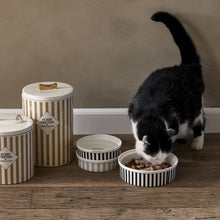 Kép betöltése a galériamegjelenítőbe: Riviera Maison Cat food storage Jar macska eledel tartó

